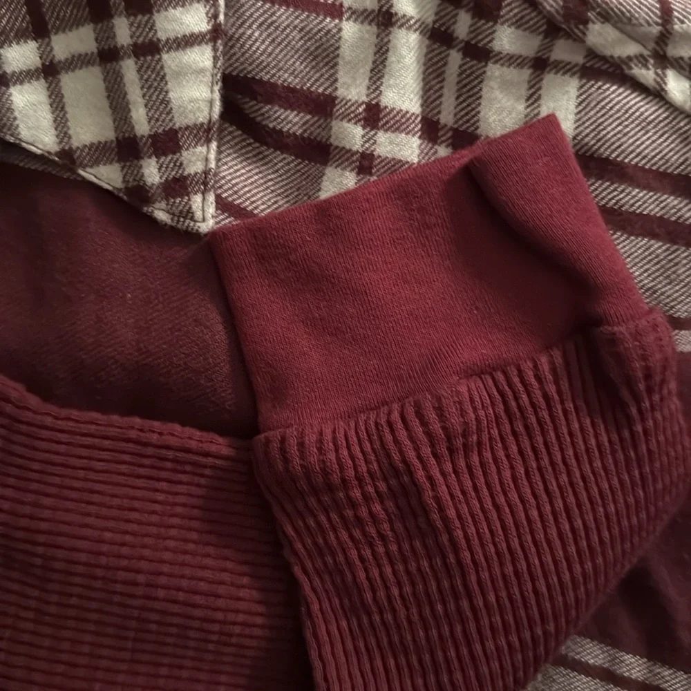 UO BDG Flannel Shirt with Thermal Sleeves - Picture 5 of 7